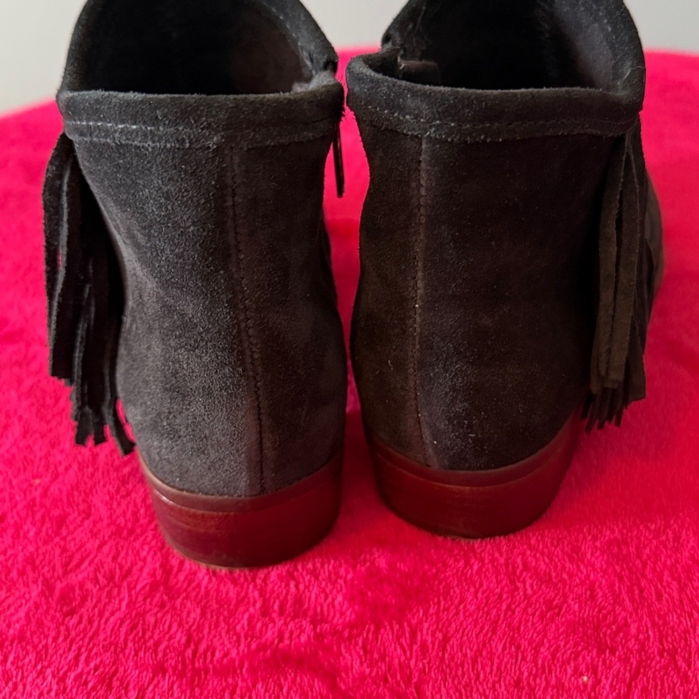 Minnetonka Black Suede Fringe Ankle Boots - Picture 2 of 6